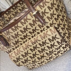 Michael Kors Tote